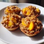 Mini Peach Crumble Pies