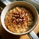 Slow Cooker Gingerbread Oatmeal